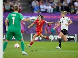 Wir wussten, dass ...: Spaniens Geniestreich gegen DFB-Titanin Berger war eiskalt geplant