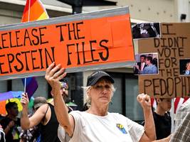 fall jeffrey epstein: donald trump soll in epstein-akten vorkommen