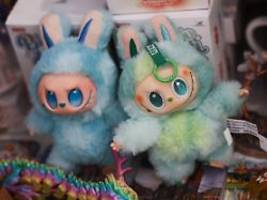 Hype um chinesische Fellmonster: Fans pilgern zur Eröffnung des ersten Labubu-Stores in Deutschland