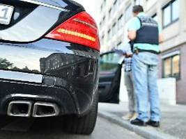 Unschuldige Bürger ärgern: Patzig bei Polizeikontrolle: Höheres Bußgeld?