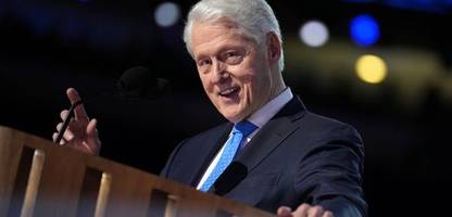 Auch Bill Clinton soll Jeffrey Epstein einen Geburtstagsgruß geschrieben haben