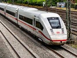 In der Nähe von Wien: Hunderte ICE-Passagiere stecken über Stunden in Tunnel fest