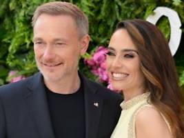Wegen Low Performer-Cover: Lindner und Lehfeldt reichen Klage gegen Satiremagazin Titanic ein