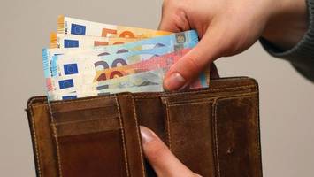 privatkredit-zinsen: deutsche bank, santander & targobank im vergleich