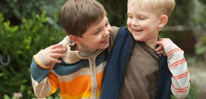 Freundschaft unter Kindern: Ich muss mich mal wieder bei Stefan melden - Familiennewsletter