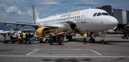 vueling – antisemitismus-vorwürfe gegen airline: rauswurf einer jüdischen jugendgruppe aus spanischem flugzeug entfacht debatte