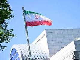 todesstrafe im iran: zwei dissidenten wegen sabotagevorwürfen hingerichtet