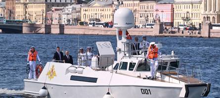 Putin kündigt weitere Aufrüstung der Flotte an
