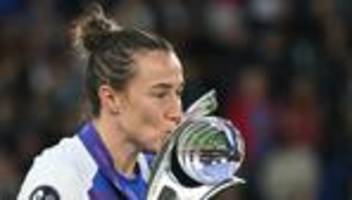Englische Nationalmannschaft: Fußballerin Lucy Bronze spielte EM mit gebrochenem Schienbein