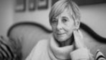 literatur und fernsehen : krimiautorin doris gercke ist gestorben