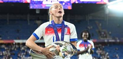 EM 2025: Ann-Katrin Berger, Chloe Kelly, Jule Brand, Cristiana Girelli - die Elf des Turniers