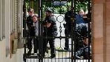 Nürnberg: Aktivisten dringen wegen Tötung von Pavianen in Tiergarten ein