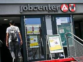 Drei Millionen Arbeitslose: Ifo und IAB zeichnen düsteres Bild vom Arbeitsmarkt