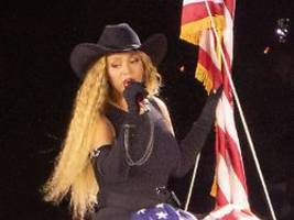 sie kam, sie sang, sie räumte ab: beyoncé bricht mit ihrer tour einen country-rekord
