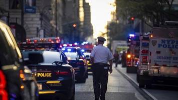 schüsse in new york: polizeibeamter stirbt – mutmaßlicher täter tot