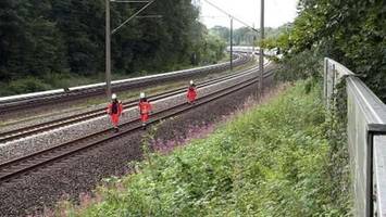 unfall mit ice: s2-, regional- und fernverkehr eingestellt