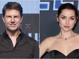 beziehung endlich bestätigt?: tom cruise zeigt sich hand in hand mit ana de armas