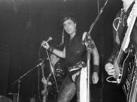 gründungsmitglied paul day: ehemaliger iron-maiden-sänger gestorben
