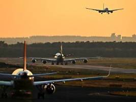 haushalt gibt es nicht her: regierung hält doch an hoher ticketsteuer beim fliegen fest