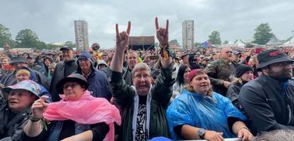 wacken open air: start des festivals mit 85.000 metal-fans