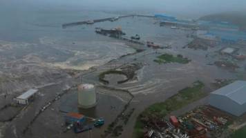 tsunami-warnung: Überschwemmungen nach erdbeben vor russlands küste
