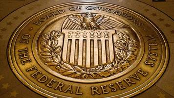 Fed-Entscheid: US-Notenbank rührt Leitzins nicht an