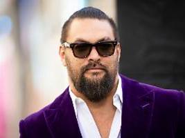 Erste Rasur nach sechs Jahren: Jason Momoa rückt seinem Bart zu Leibe