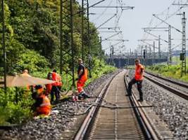 Feuer in Kabeltunnel: Kommando Angry Birds reklamiert Brandanschlag auf Bahnstrecke für sich