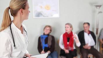 arztpraxen geschlossen – patienten fürchten um ihre versorgung