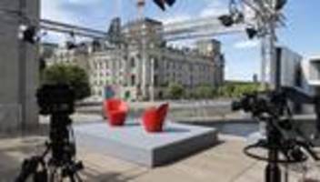 ard-sommerinterview: pro-atomkraft-demo für sommerinterview von grünen-co-chef angemeldet