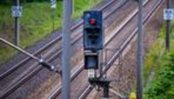 ersatzverkehr geplant: unwetter: bahnstrecke zwingenberg-mosbach gesperrt