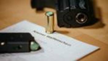 sicherheit: ministerium: extremisten im südwesten haben 661 schusswaffen