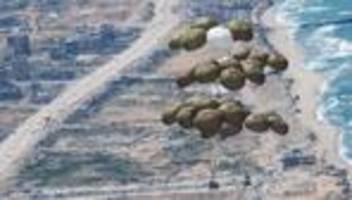 Hungersnot : Bundeswehr startet Abwurf von Hilfsgütern über dem Gazastreifen