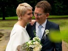 25 glückliche ehejahre: manuela schwesig sagt noch mal ja