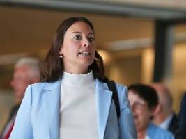 belastung für nrw-cdu: neue vorwürfe: kaufte caroline bosbach stimmen?