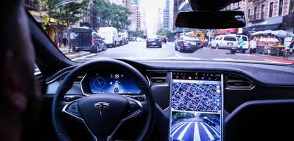 tesla muss nach todesfahrt mit autopilot 329 millionen dollar zahlen