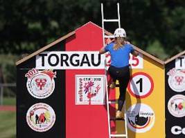 erste strophe abgespielt: deutschlandlied sorgt für eklat bei feuerwehr-meisterschaft