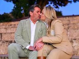 she's his heart, she's his soul: thomas anders zelebriert silberhochzeit auf dem boot