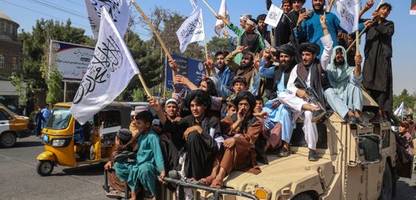 Afghanistan: Wie Influencer ein grotesk falsches Bild des Taliban-Regimes zeichnen