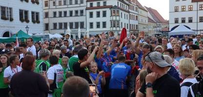 deutsche feuerwehr-meisterschaft in torgau: erste strophe des deutschlandlieds abgespielt – wie konnte das passieren?