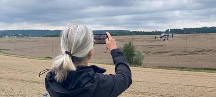 Drohne statt Traktor: Hier kommt das Saatgut aus der Luft auf den Acker