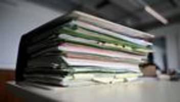 arbeitsbedingungen: ost-arbeitgeber warnen vor folgen des tariftreuegesetzes