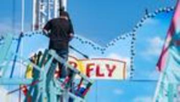 sicherheitsmaßnahmen: starke polizeipräsenz beim gäubodenvolksfest