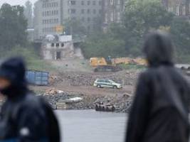 rund 17.000 menschen betroffen: bombe an carolabrücke entdeckt - evakuierung am mittwoch