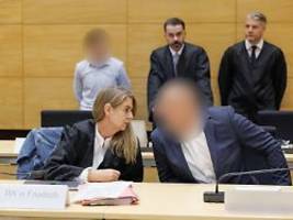 Vier Verletzte in Bielefeld: Angeklagte Geschwister schweigen im Blutrache-Prozess