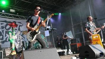 zurück in geesthacht: das pegasus-festival gegen rechts