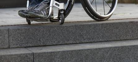 „schlag ins gesicht“: reform für mehr barrierefreiheit verzögert sich