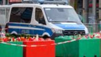 anschlag auf weihnachtsmarkt: stadtvertreter: polizei sollte lücken in absperrung sichern