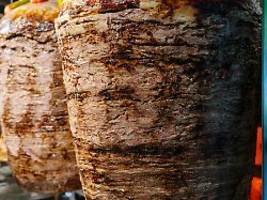 historischer tarifvertrag: döner-riese birtat legt streit um bessere bezahlung bei