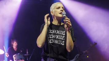 radikales konzert: wenn es im club düster und furchtlos wird
